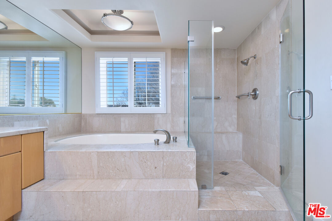 12841 Bloomfield St Unit: 306