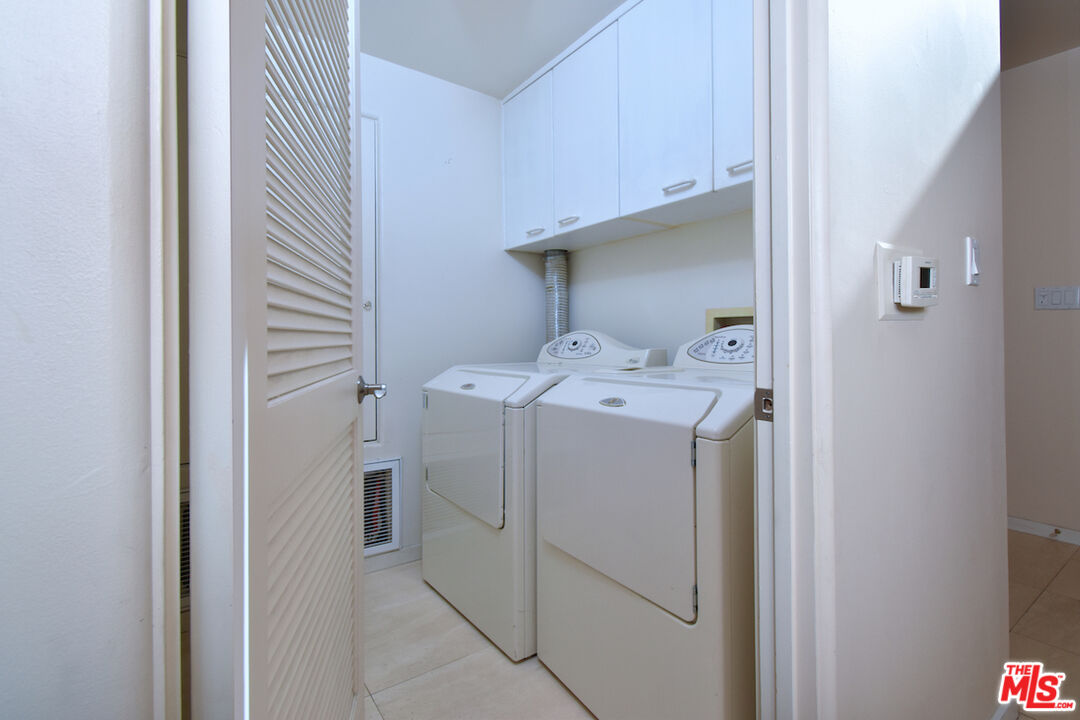 12841 Bloomfield St Unit: 306