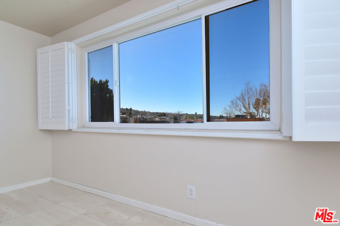 12841 Bloomfield St Unit: 306