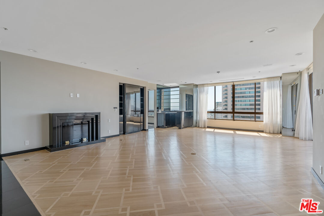 10430 WILSHIRE BLVD Unit: 2001