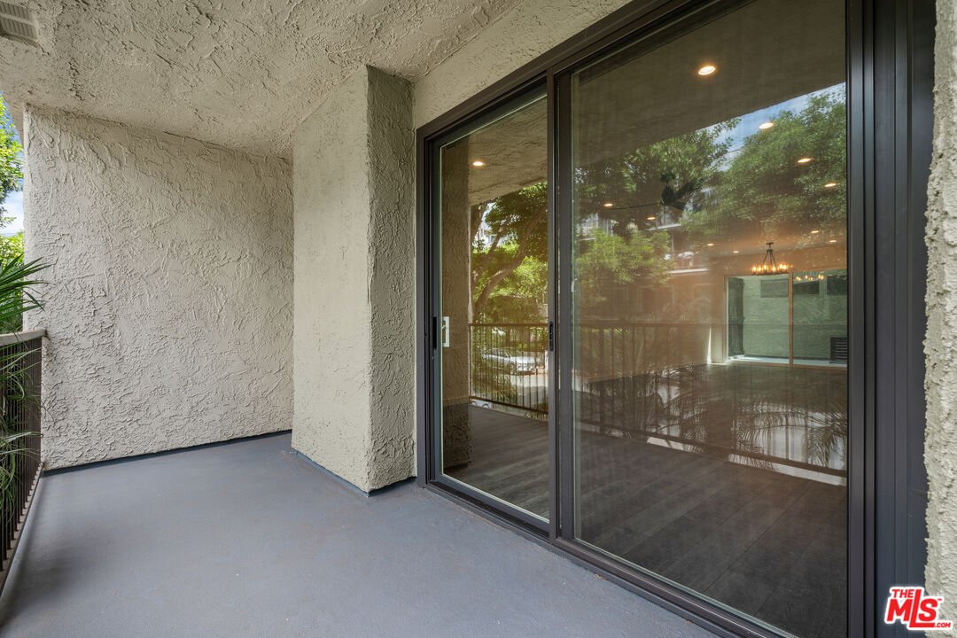 9000 Cynthia St Unit: 205