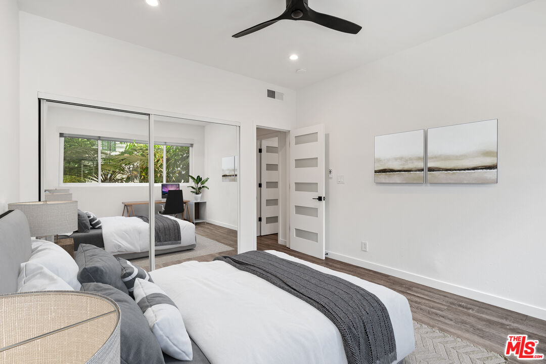 9000 Cynthia St Unit: 205