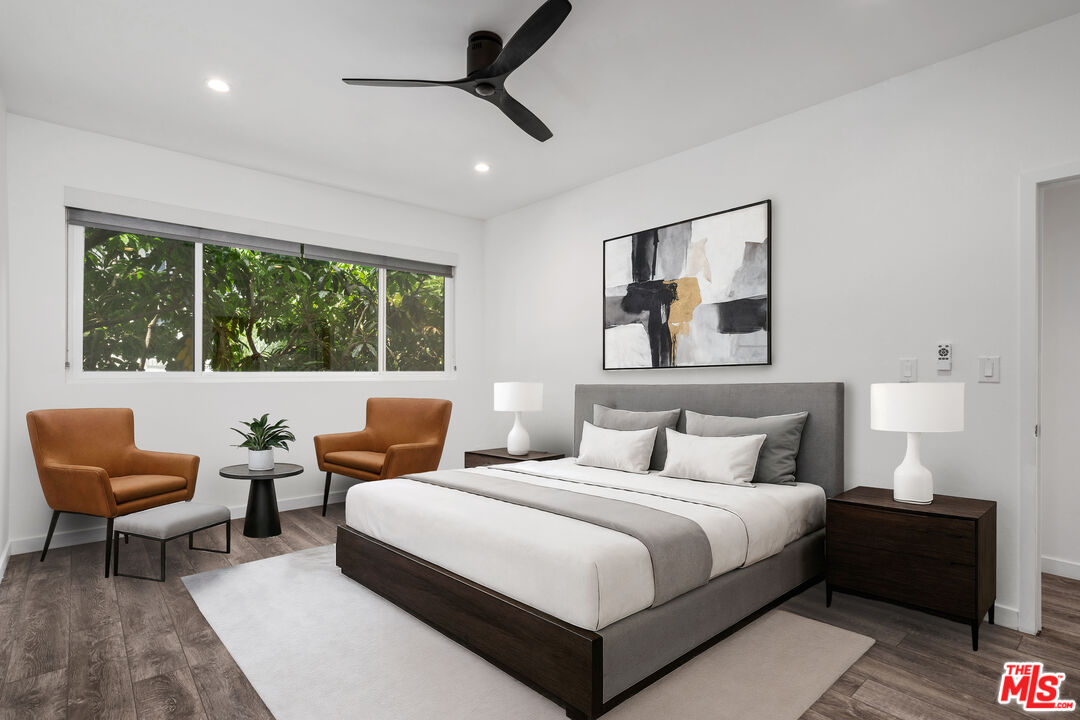 9000 Cynthia St Unit: 205