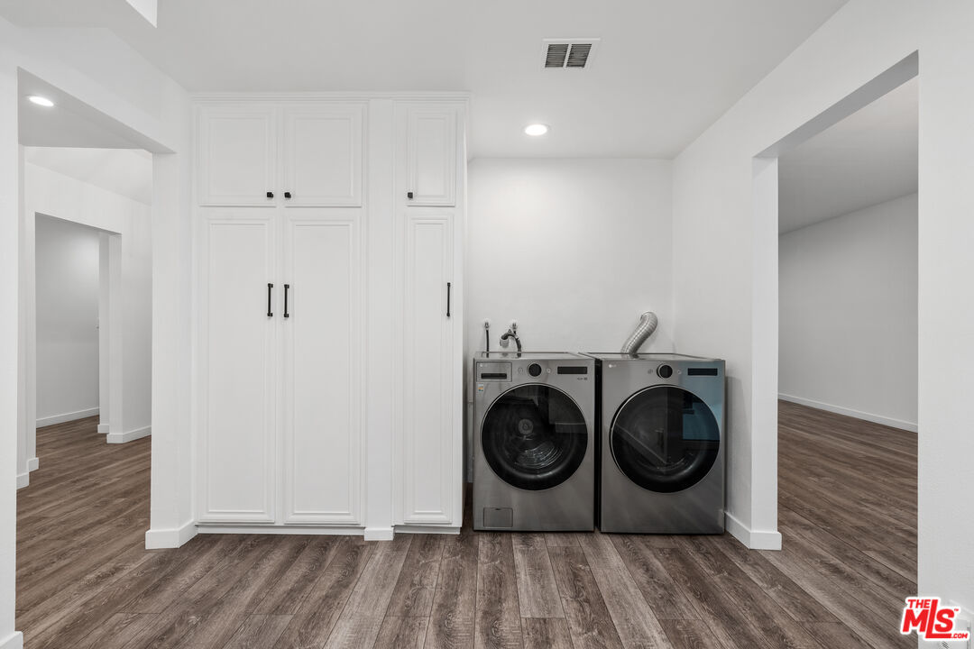 9000 Cynthia St Unit: 205