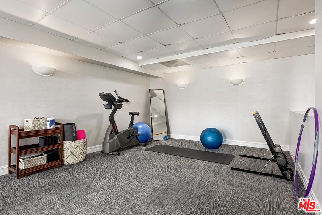 906 N Doheny Dr Unit: 418