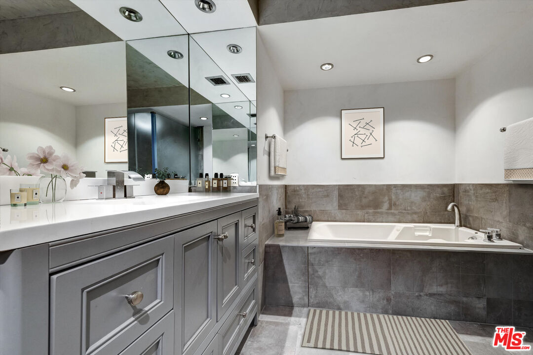 10590 Wilshire Blvd Unit: 504