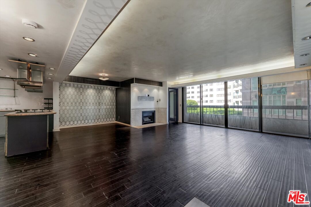 10590 Wilshire Blvd Unit: 504