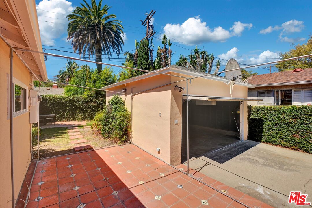 2511 Castle Heights Ave