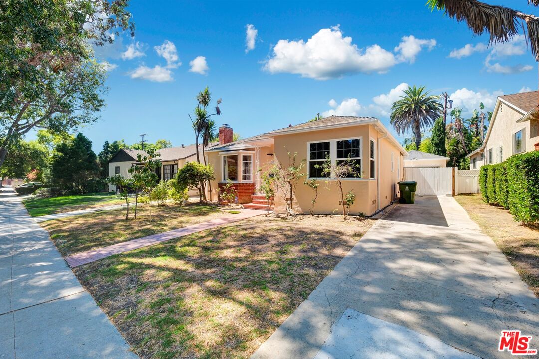 2511 Castle Heights Ave