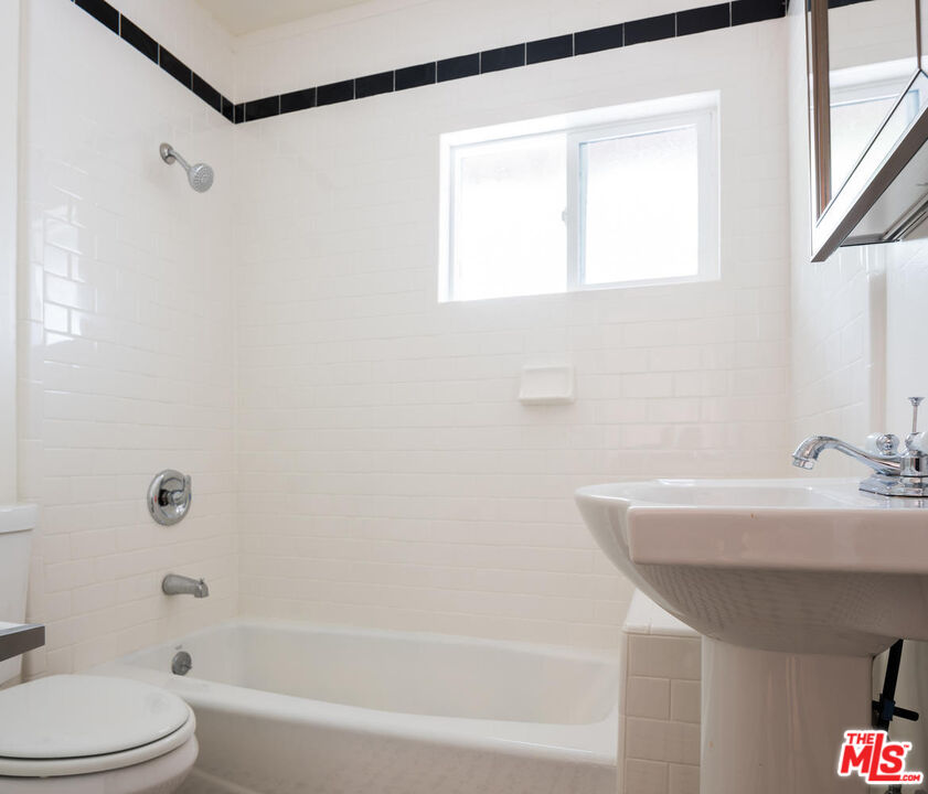 4919 SYCAMORE TER Unit: Unit A