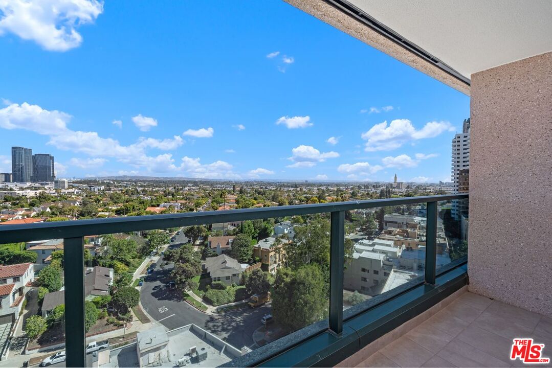 10490 Wilshire Blvd Unit: 1004