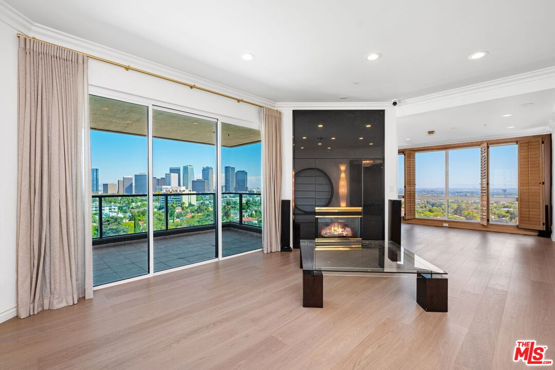 10490 Wilshire Blvd Unit: 1004