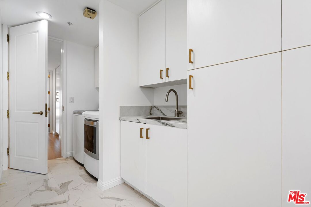 10490 Wilshire Blvd Unit: 1004