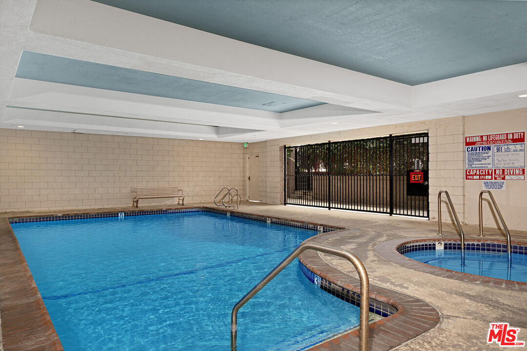 1010 N Kings Rd Unit: 218