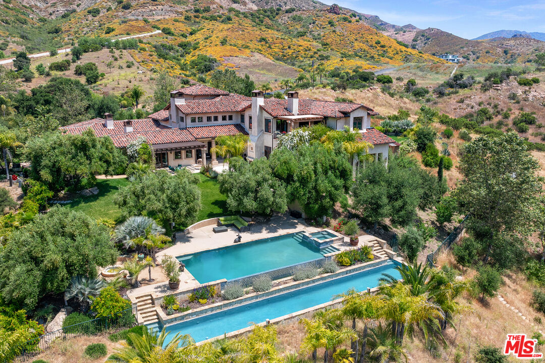 31823 Lobo Canyon Rd