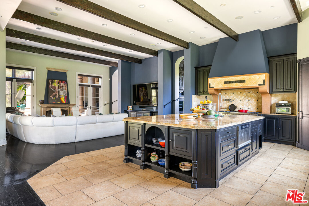 31823 Lobo Canyon Rd