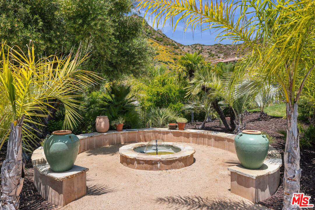 31823 Lobo Canyon Rd