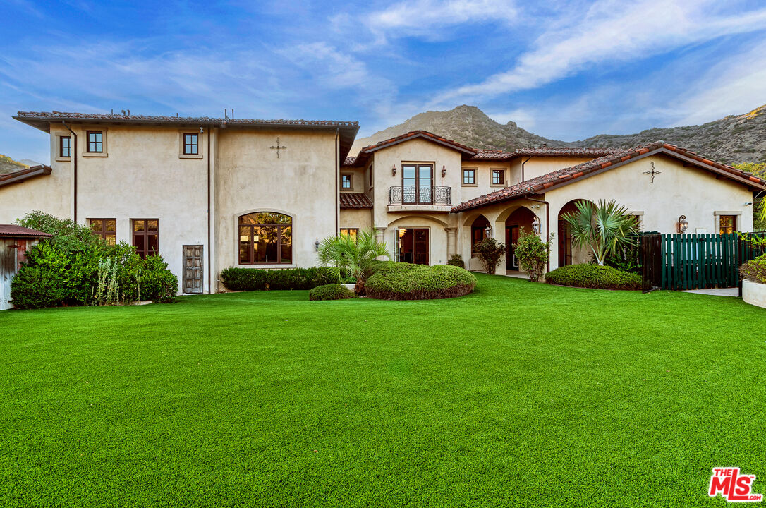 31823 Lobo Canyon Rd