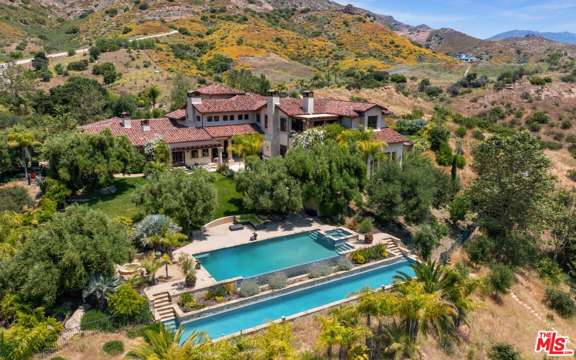 31823 Lobo Canyon Rd