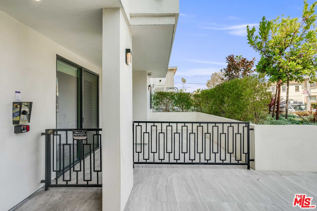 1021 S Shenandoah St Unit: 101