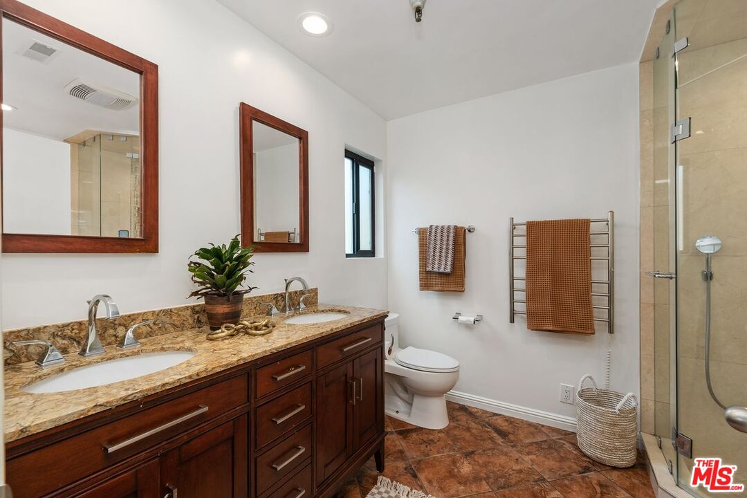 14630 Dickens St Unit: 210