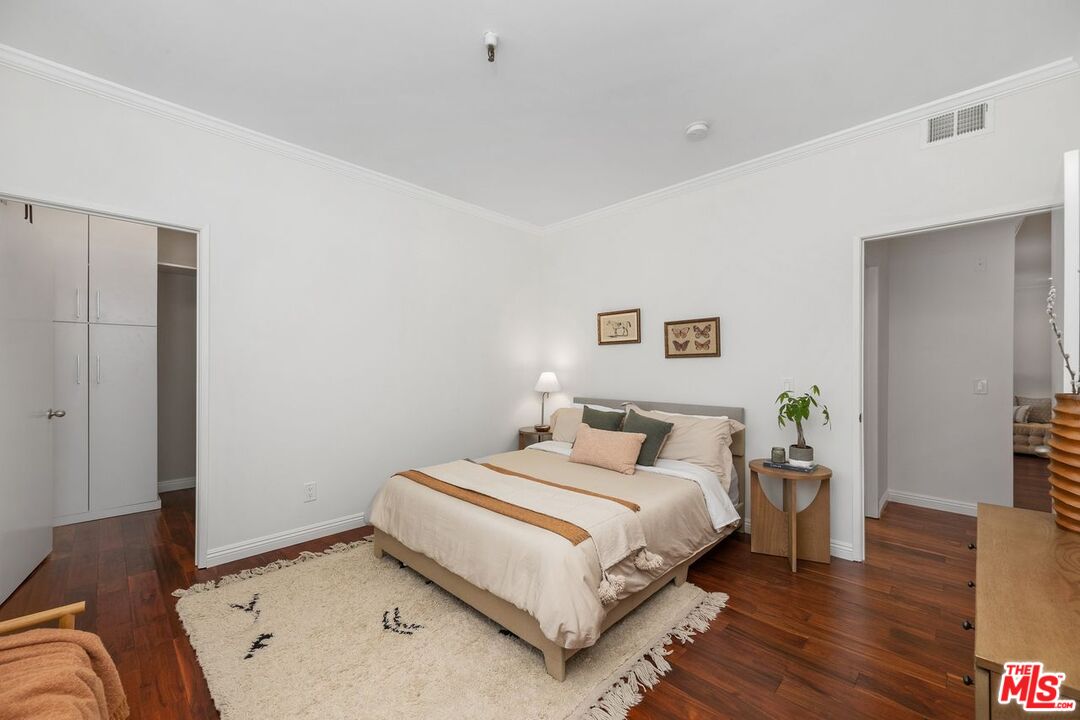 14630 Dickens St Unit: 210