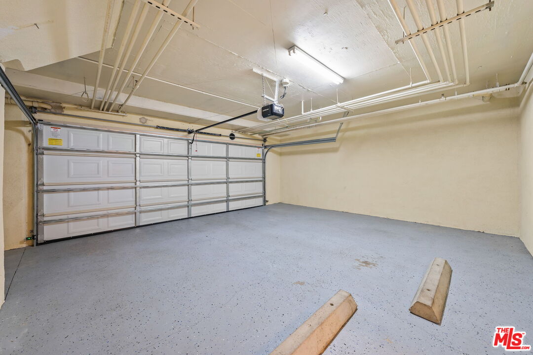 1726 Stoner Ave Unit: 102