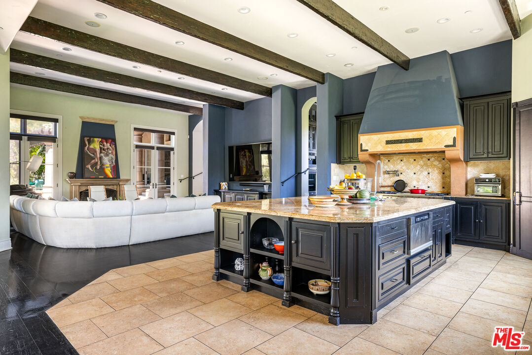 31823 Lobo Canyon Rd