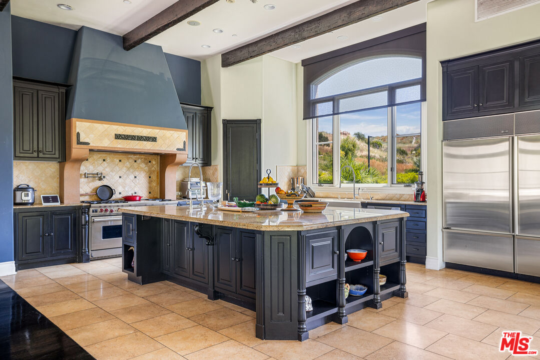 31823 Lobo Canyon Rd