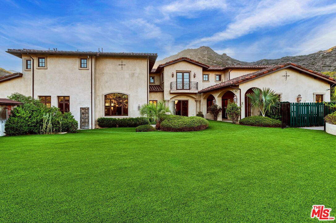 31823 Lobo Canyon Rd