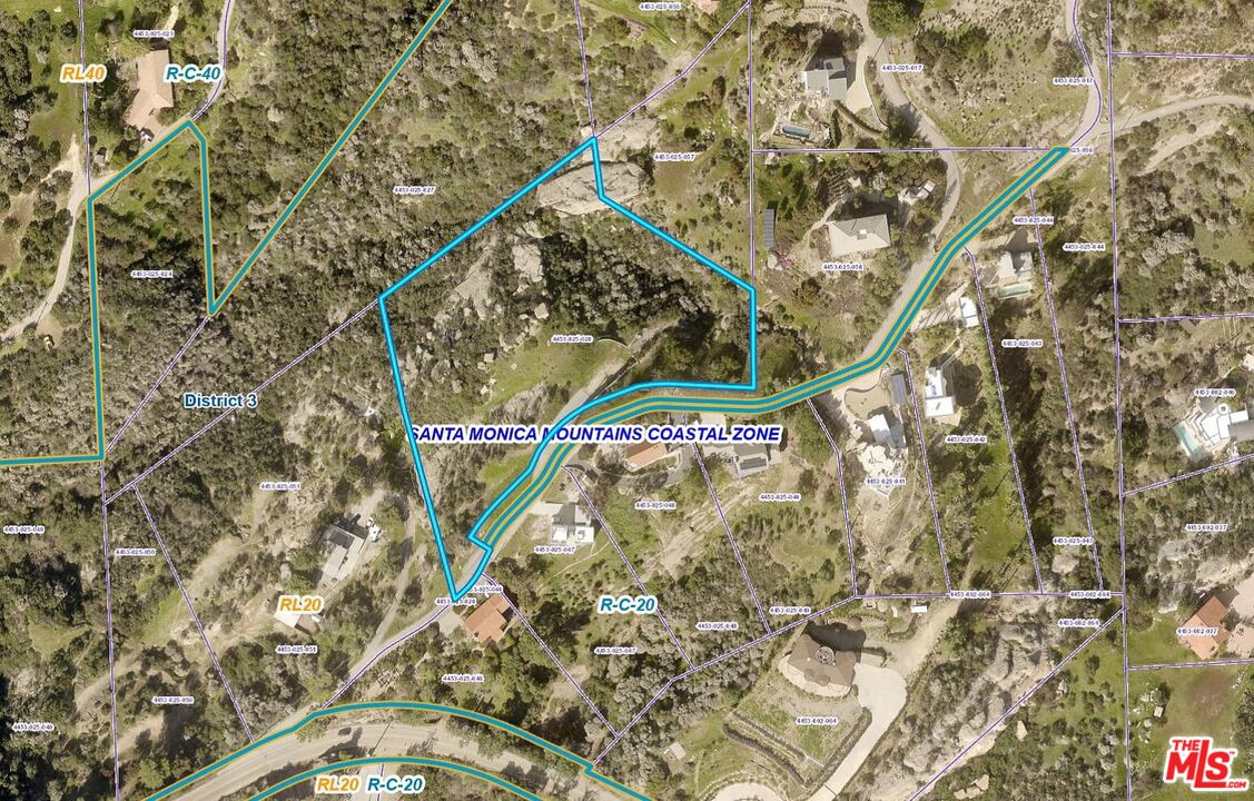 24775 W Saddle Peak Rd