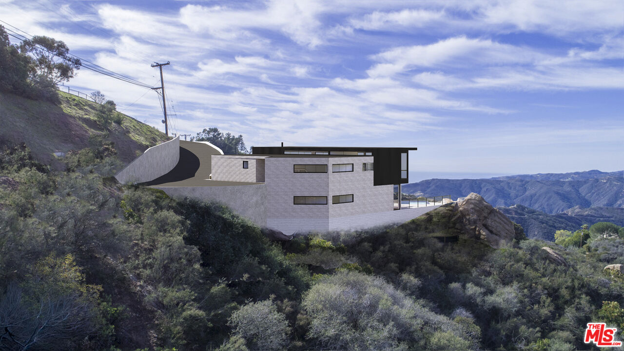 24775 W Saddle Peak Rd