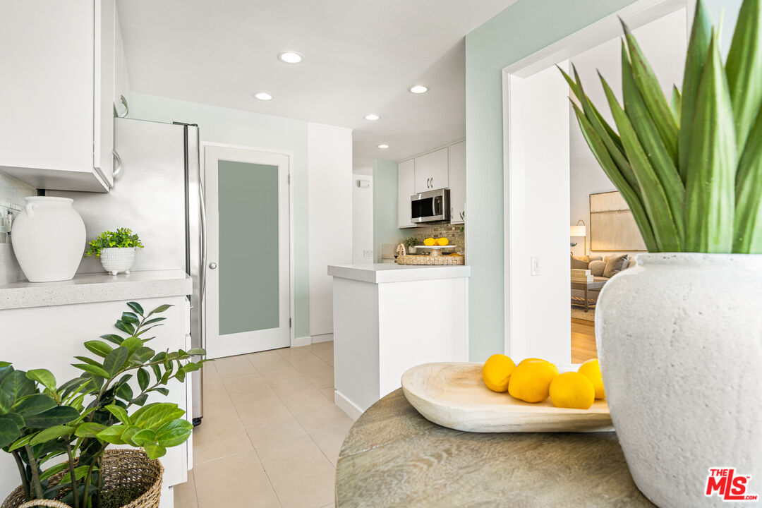 4643 E 4th St Unit: 22