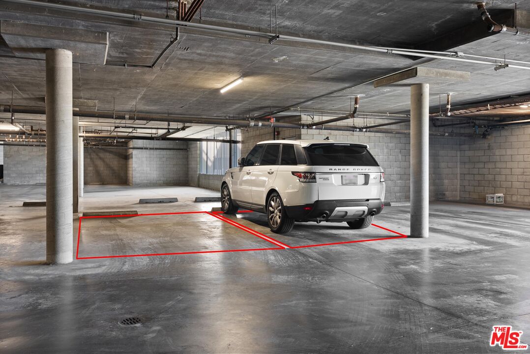 4643 E 4th St Unit: 22