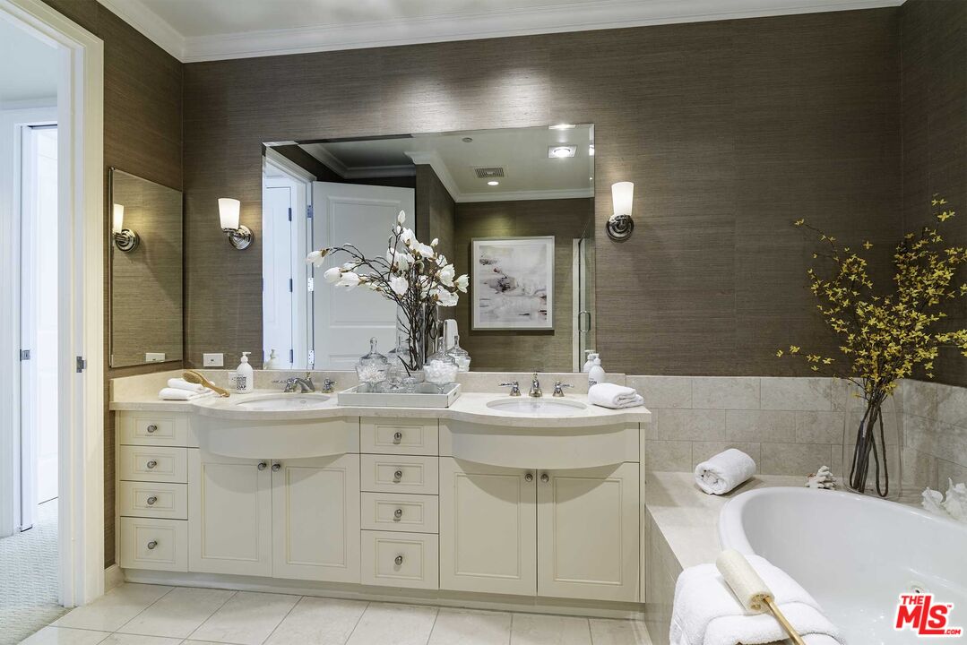 10727 Wilshire Blvd Unit: 806