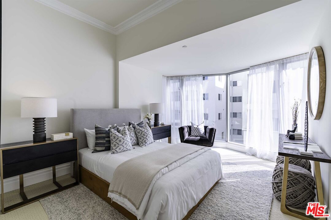 10727 Wilshire Blvd Unit: 806