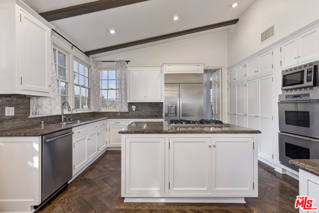 12557 The Vista Unit: 4