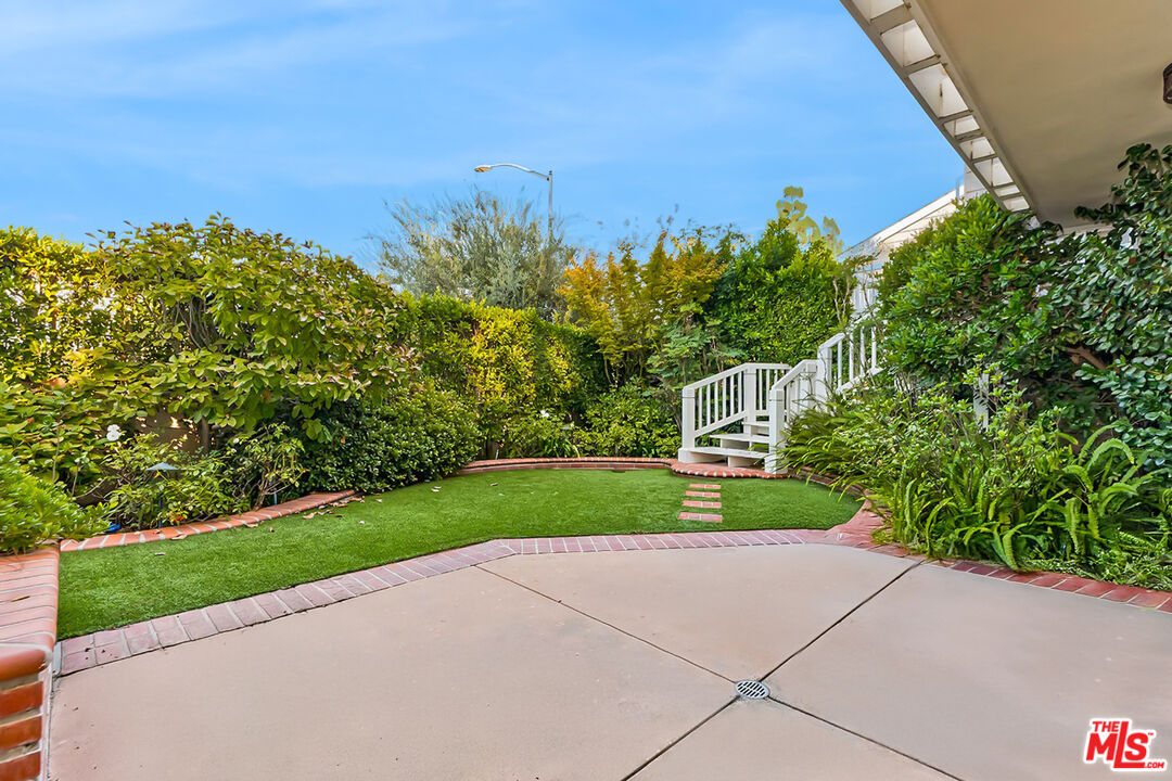 12557 The Vista Unit: 4