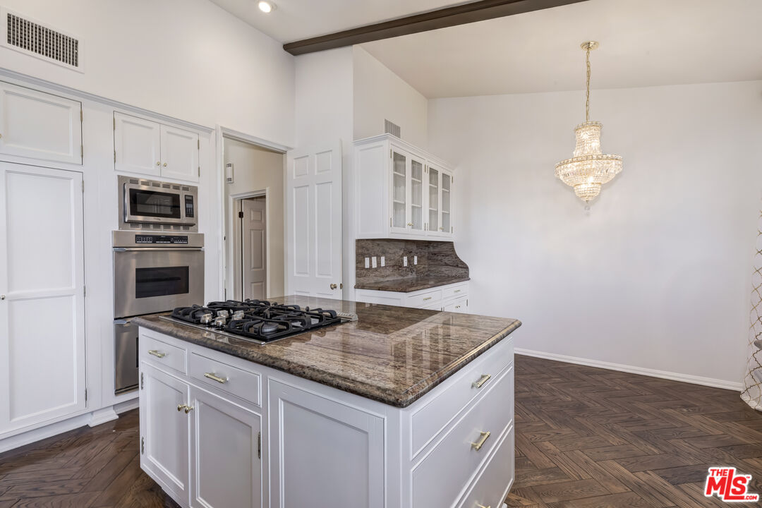 12557 The Vista Unit: 4