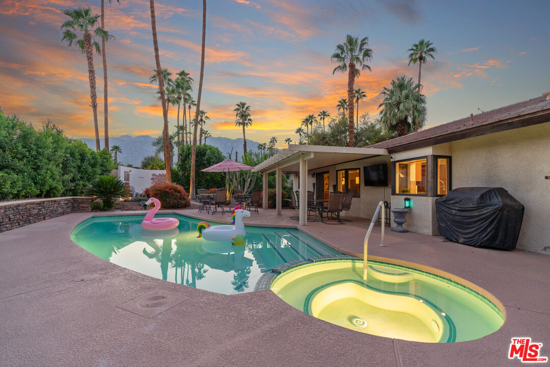 3599 E EL GAUCHO CIR