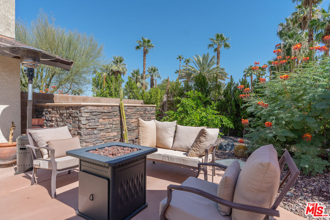 3599 E EL GAUCHO CIR