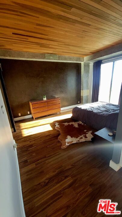 7250 Franklin Ave Unit: 1112