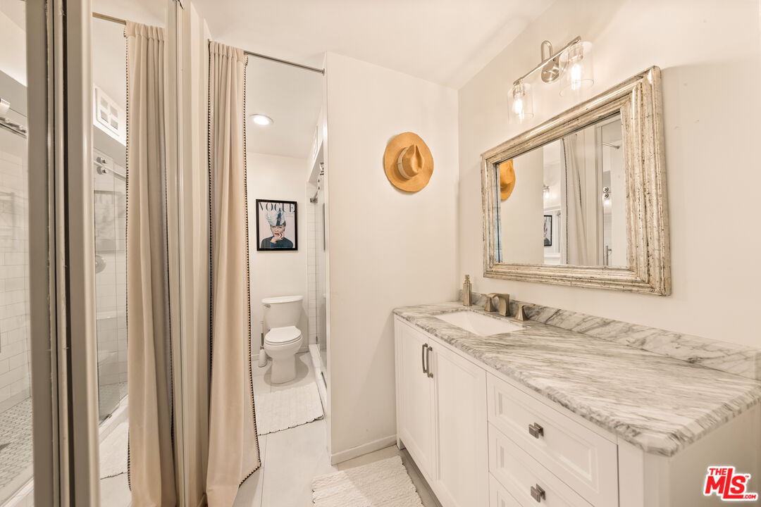 6425 Green Valley Cir Unit: 302