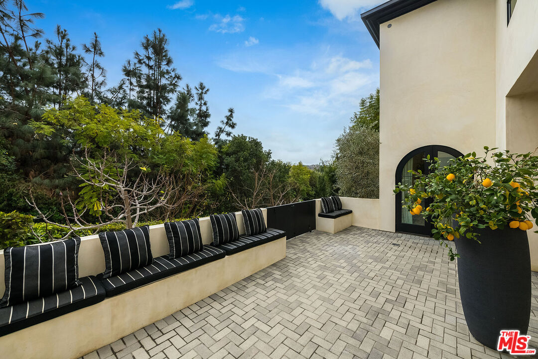 9577 Lime Orchard Rd