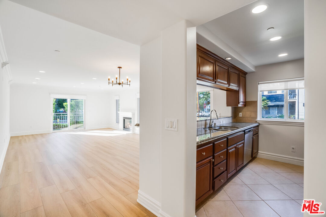 8610 Chalmers Dr Unit: 101