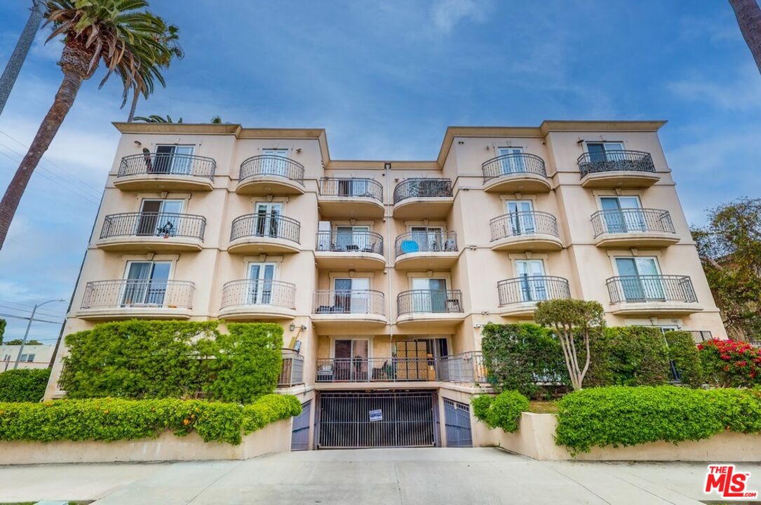 8610 Chalmers Dr Unit: 101