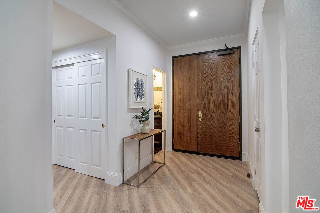 458 N Oakhurst Dr Unit: 102