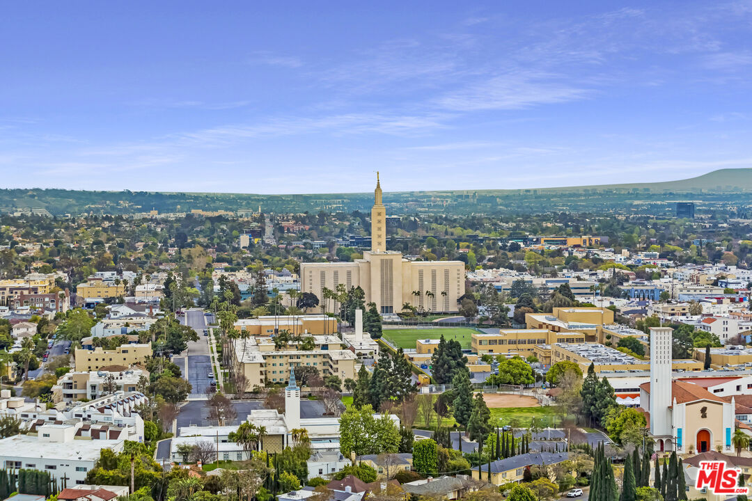 10776 Wilshire Blvd Unit: 1802