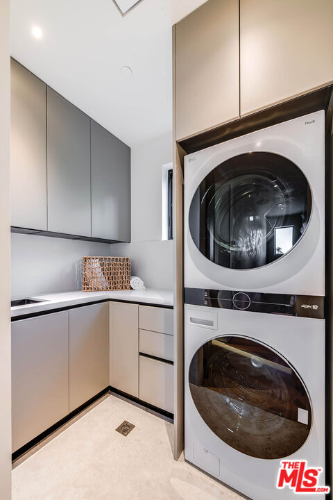 524 N Sierra Bonita Ave