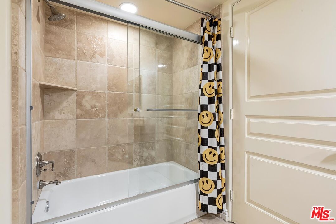 10795 Wilshire Blvd Unit: 403